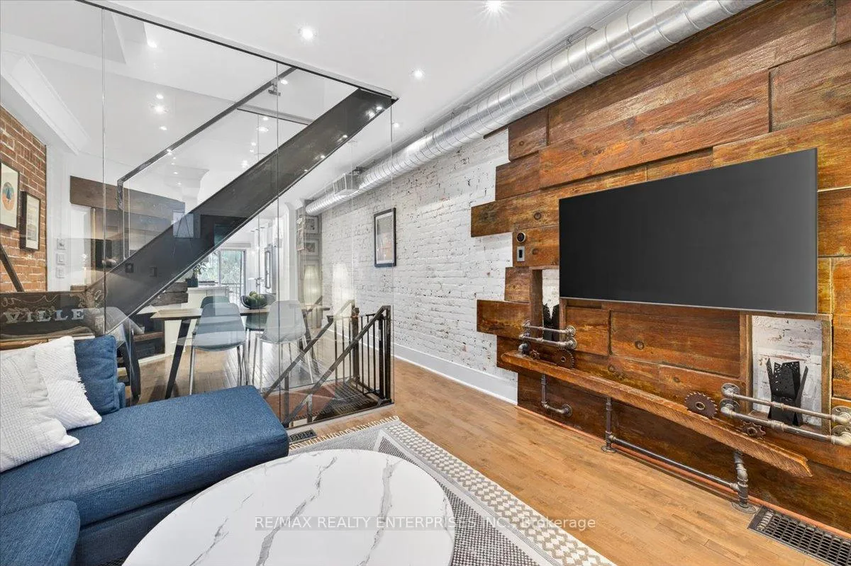 Photo 8 of 237A Leslie Street, Toronto, South Riverdale — HOMEH