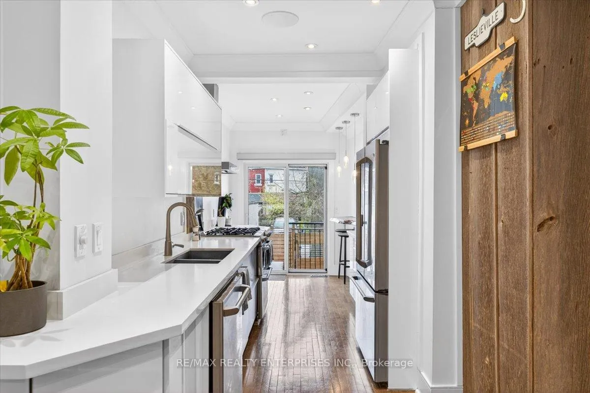 Photo 12 of 237A Leslie Street, Toronto, South Riverdale — HOMEH