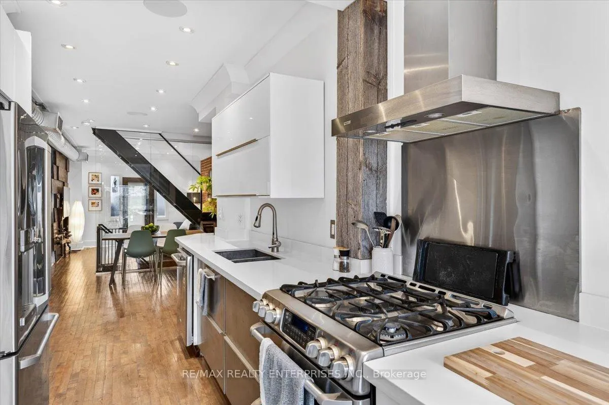 Photo 14 of 237A Leslie Street, Toronto, South Riverdale — HOMEH