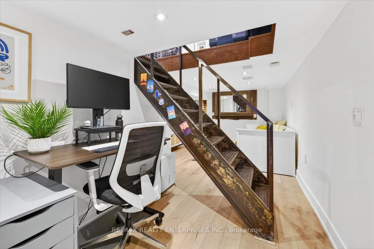 Photo 26 of 237A Leslie Street, Toronto, South Riverdale — HOMEH