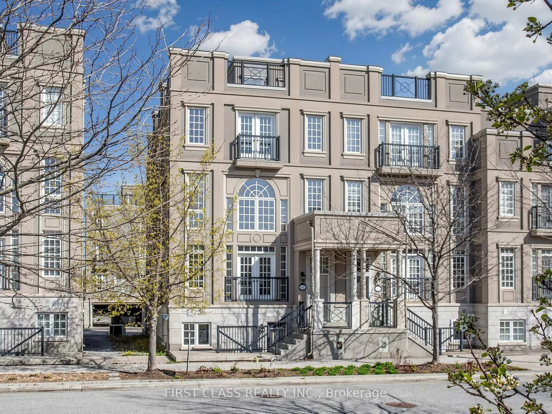 Photo 1 of 40 Bonnycastle Road, Markham, Unionville — HOMEH