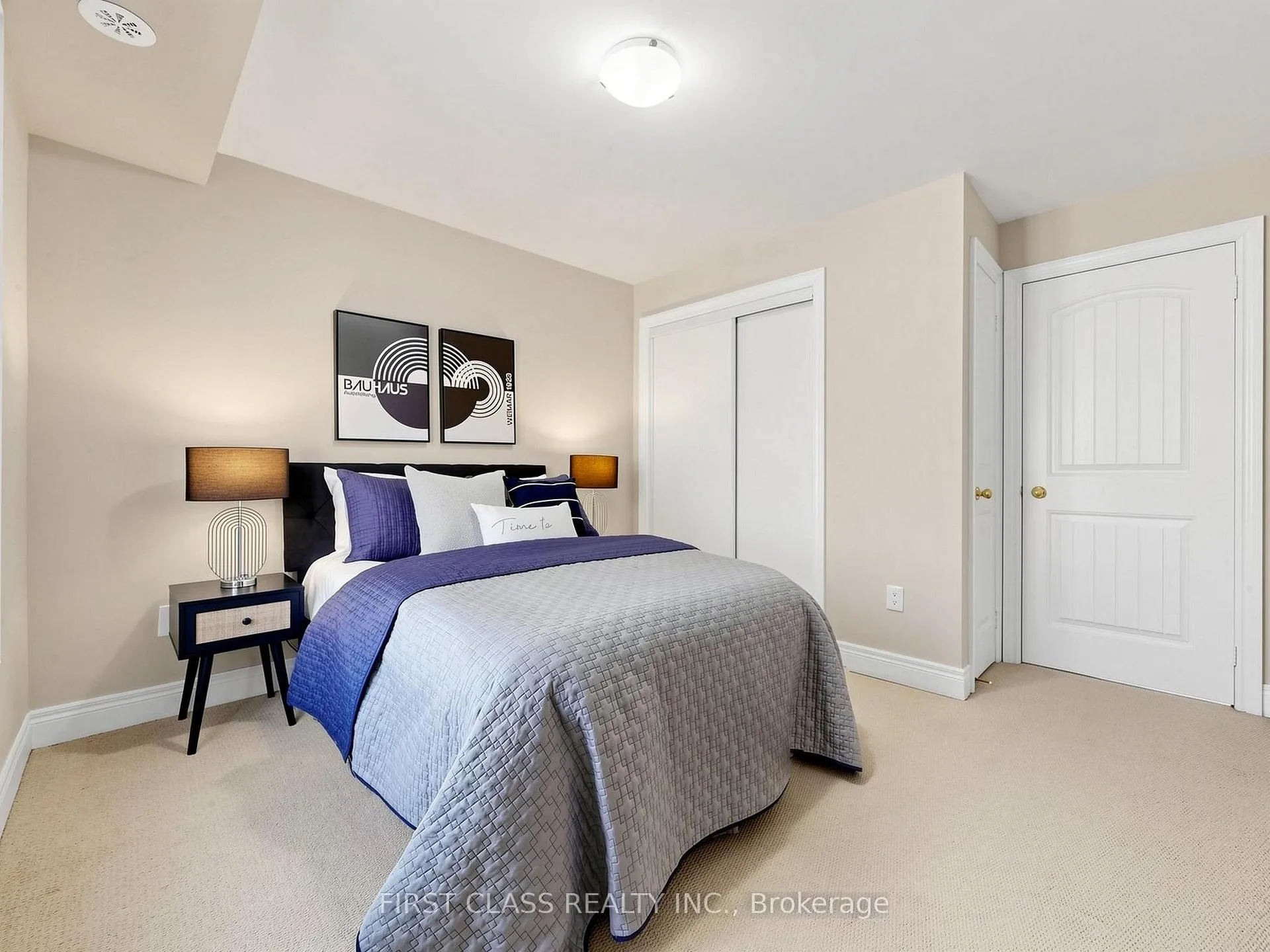 Photo 10 of 40 Bonnycastle Road, Markham, Unionville — HOMEH