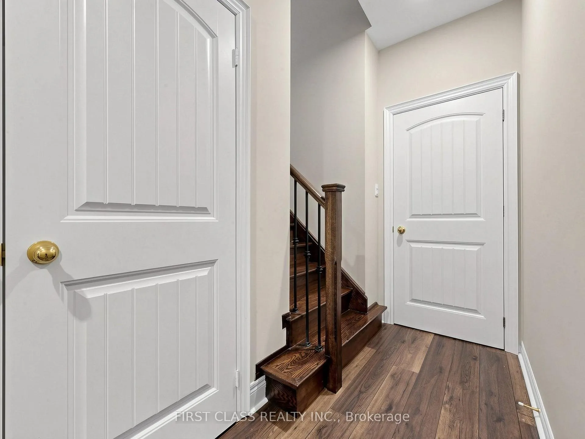 Photo 14 of 40 Bonnycastle Road, Markham, Unionville — HOMEH