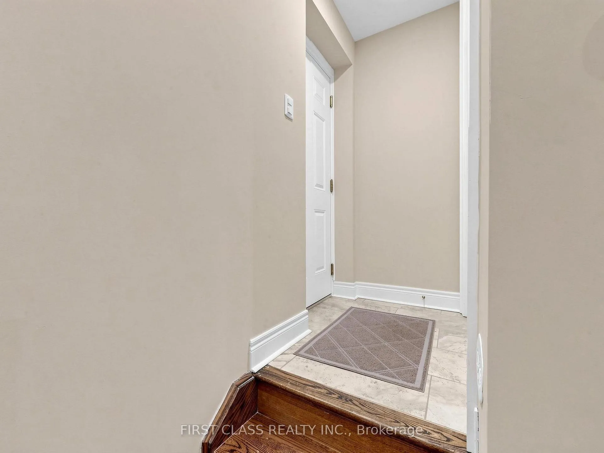 Photo 15 of 40 Bonnycastle Road, Markham, Unionville — HOMEH