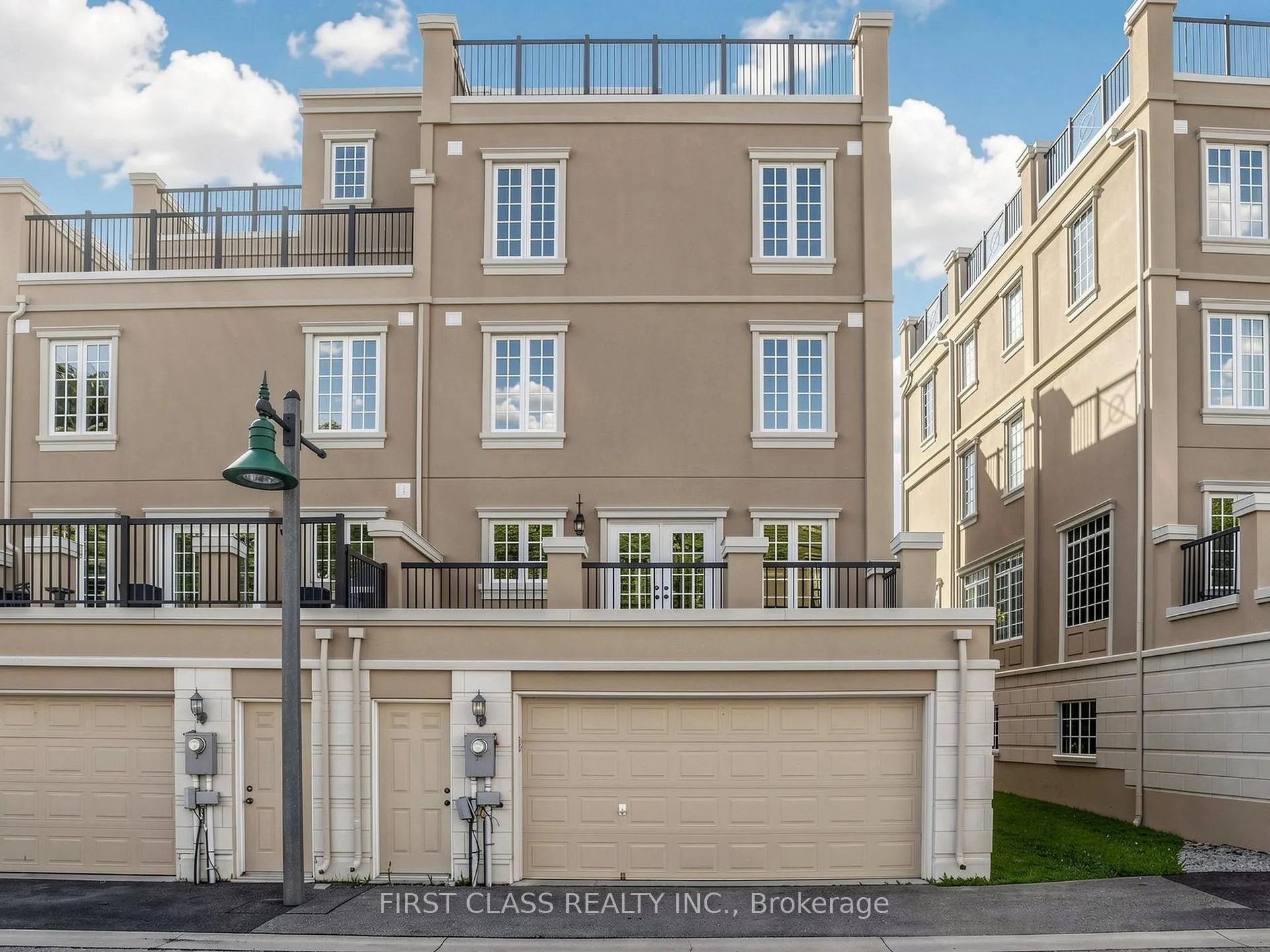 Photo 23 of 40 Bonnycastle Road, Markham, Unionville — HOMEH