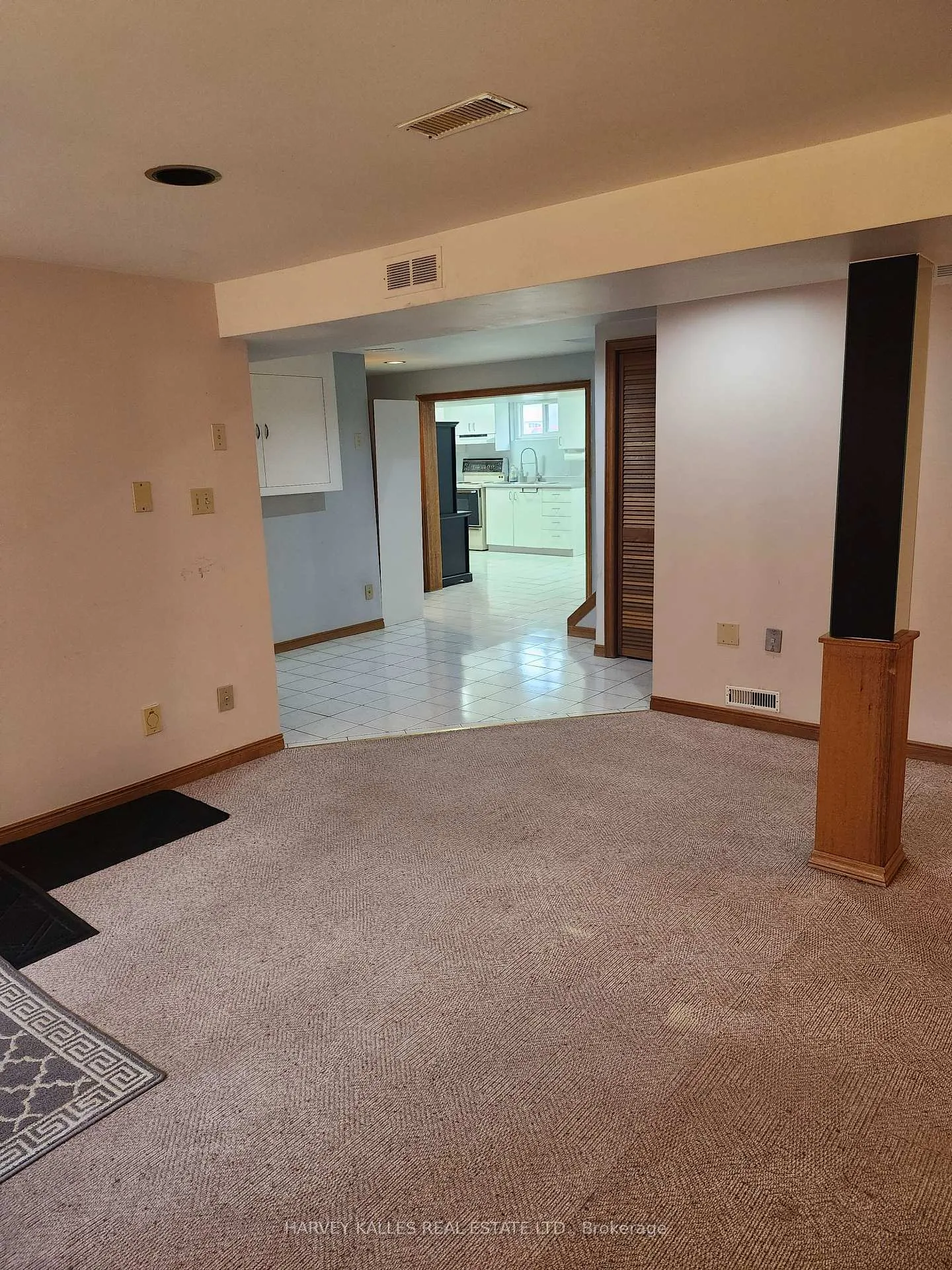 Photo 7 of Unit Lower, 9 Scarlett Drive, Brampton, Fletcher's Creek South — HOMEH