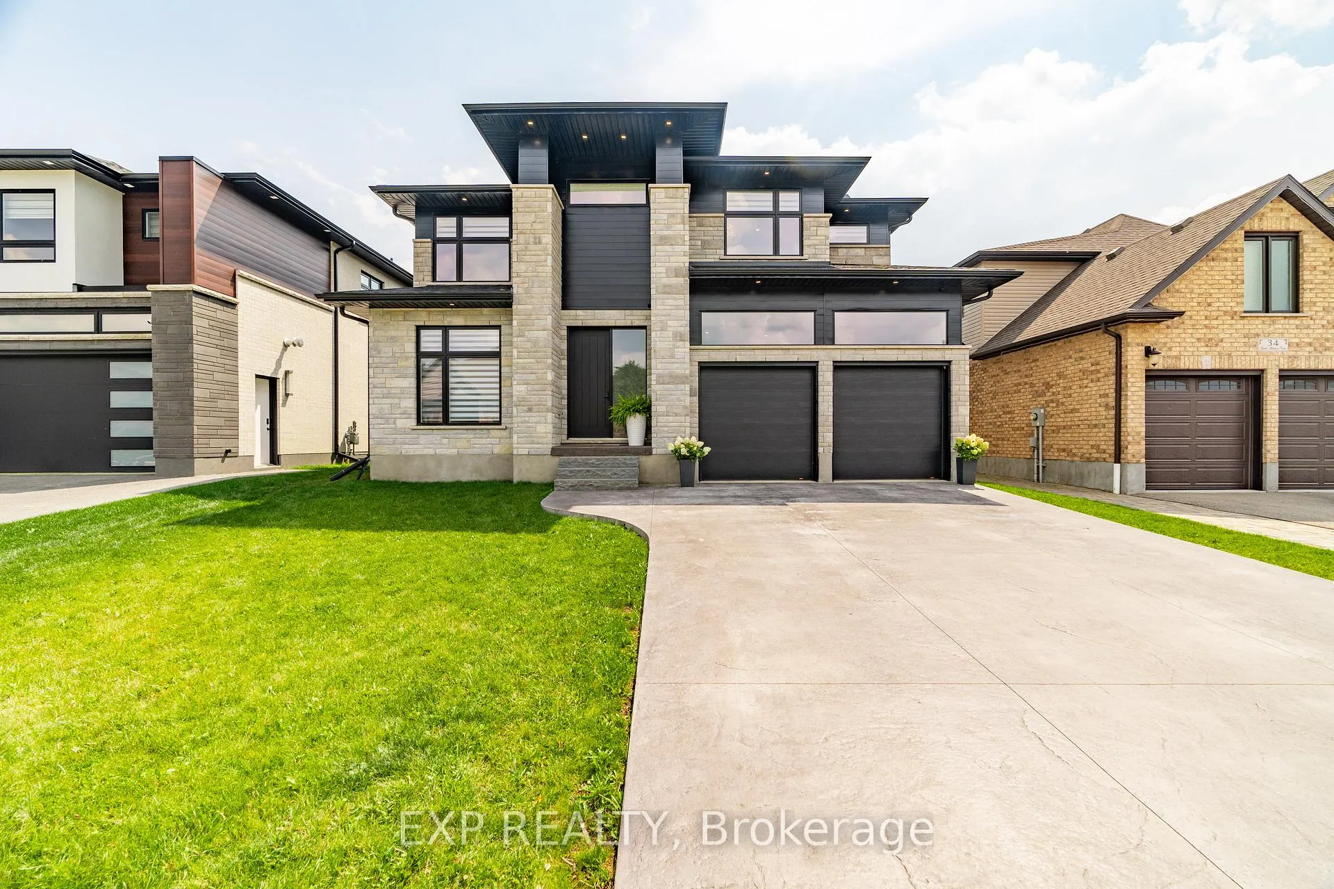 Photo 5 of 1052 Walton Avenue, North Perth, Wallace — HOMEH