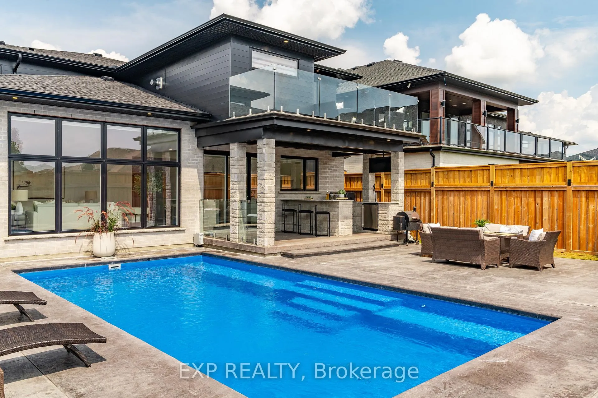 Photo 27 of 1052 Walton Avenue, North Perth, Wallace — HOMEH