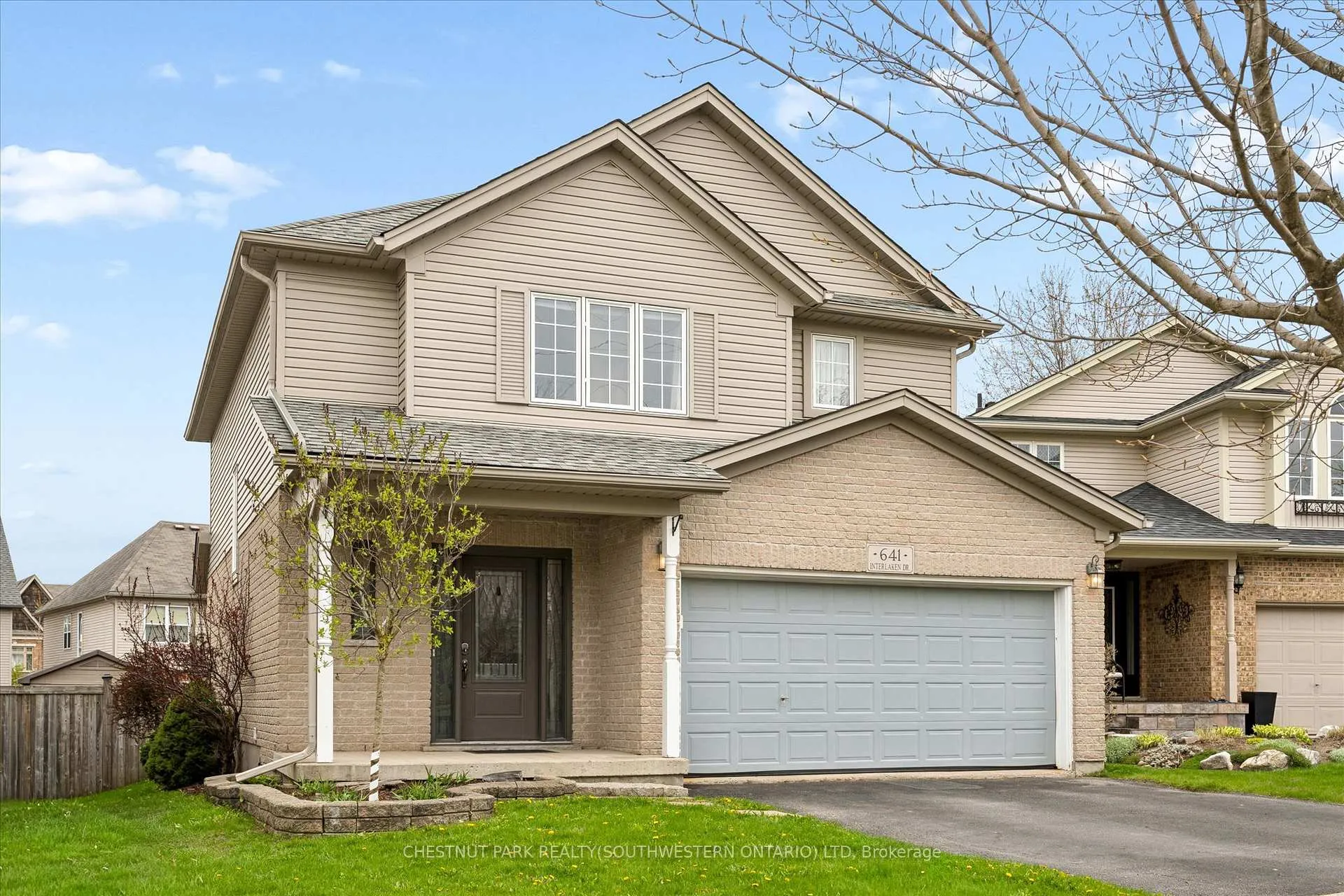 Photo 3 of 641 Interlaken Drive, Waterloo — HOMEH