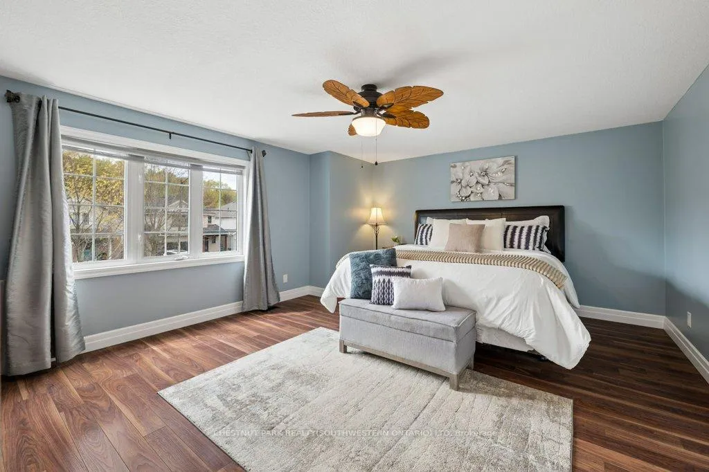 Photo 22 of 641 Interlaken Drive, Waterloo — HOMEH