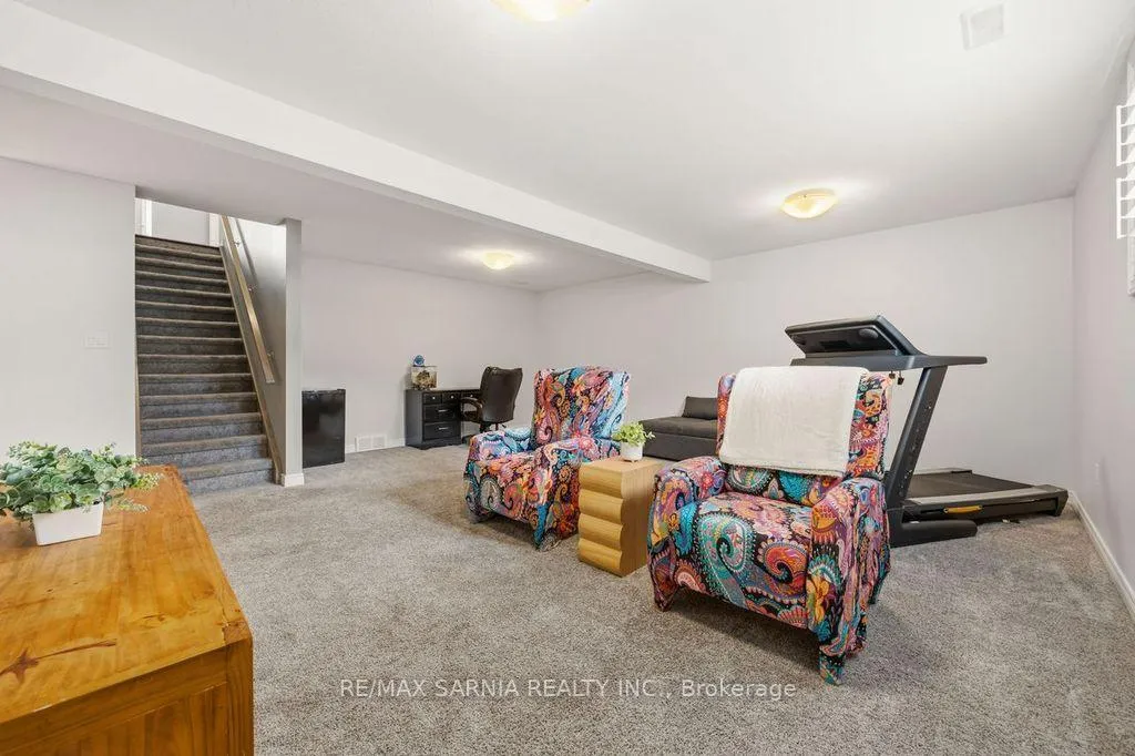 Photo 22 of 233 Paolo Street, Sarnia — HOMEH