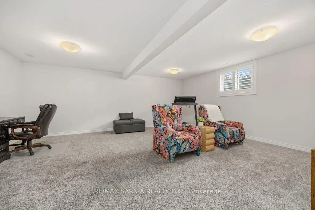 Photo 24 of 233 Paolo Street, Sarnia — HOMEH
