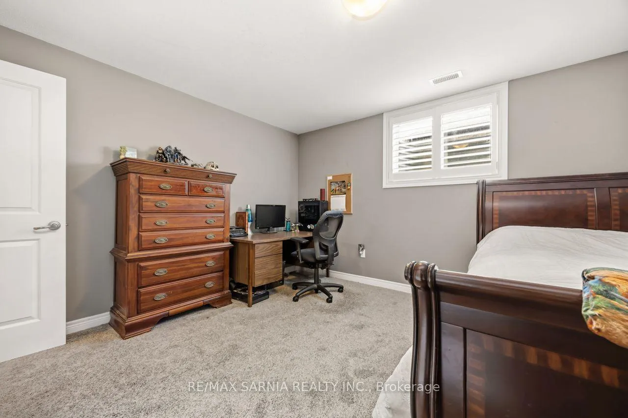 Photo 27 of 233 Paolo Street, Sarnia — HOMEH