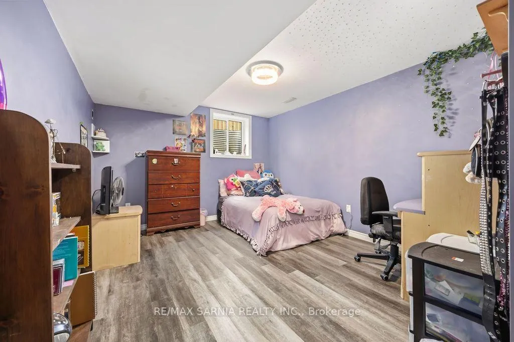 Photo 28 of 233 Paolo Street, Sarnia — HOMEH