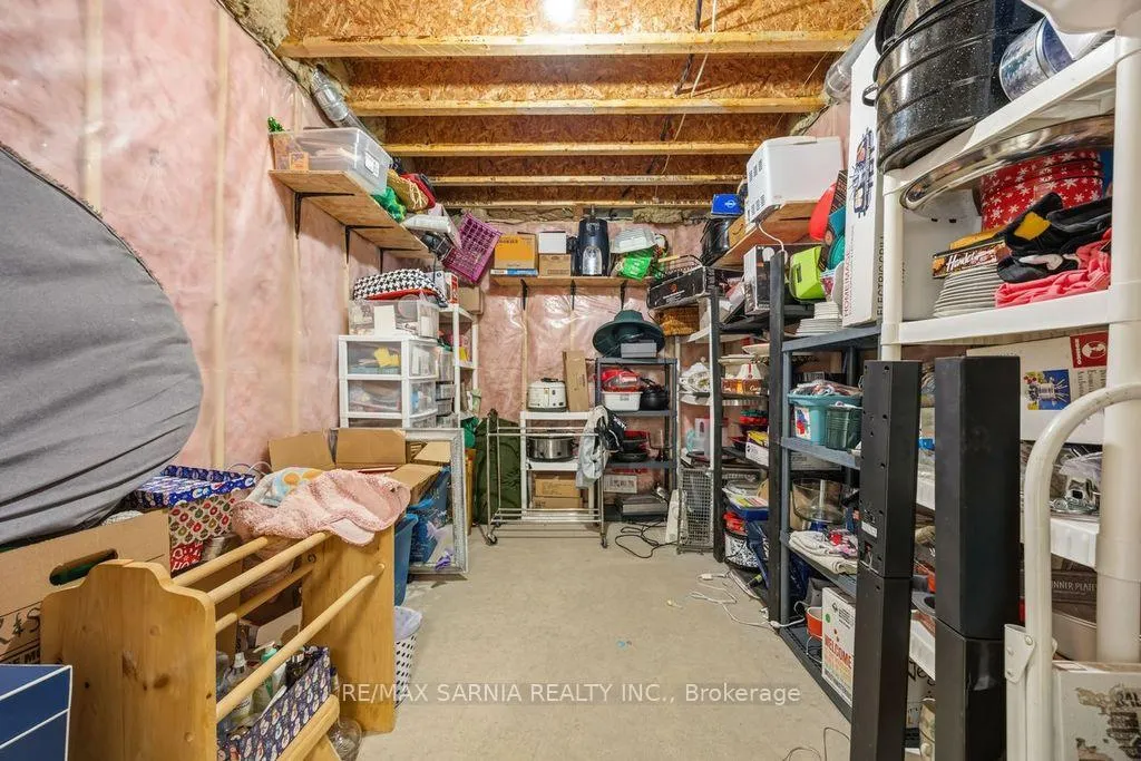 Photo 33 of 233 Paolo Street, Sarnia — HOMEH