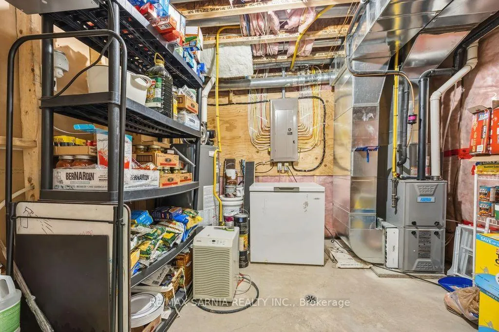 Photo 34 of 233 Paolo Street, Sarnia — HOMEH
