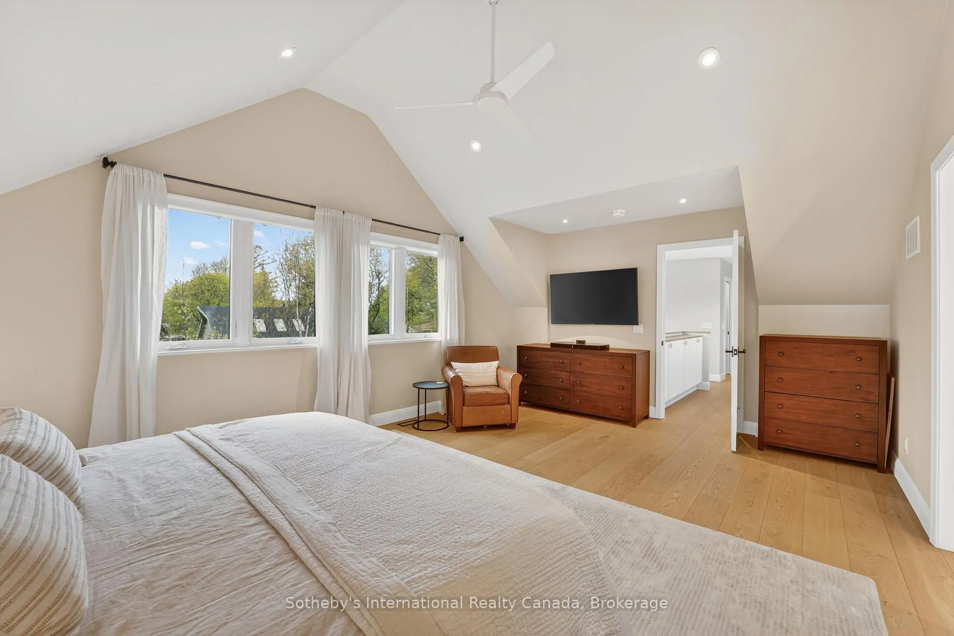 Photo 32 of 189 Second Street, Collingwood — HOMEH