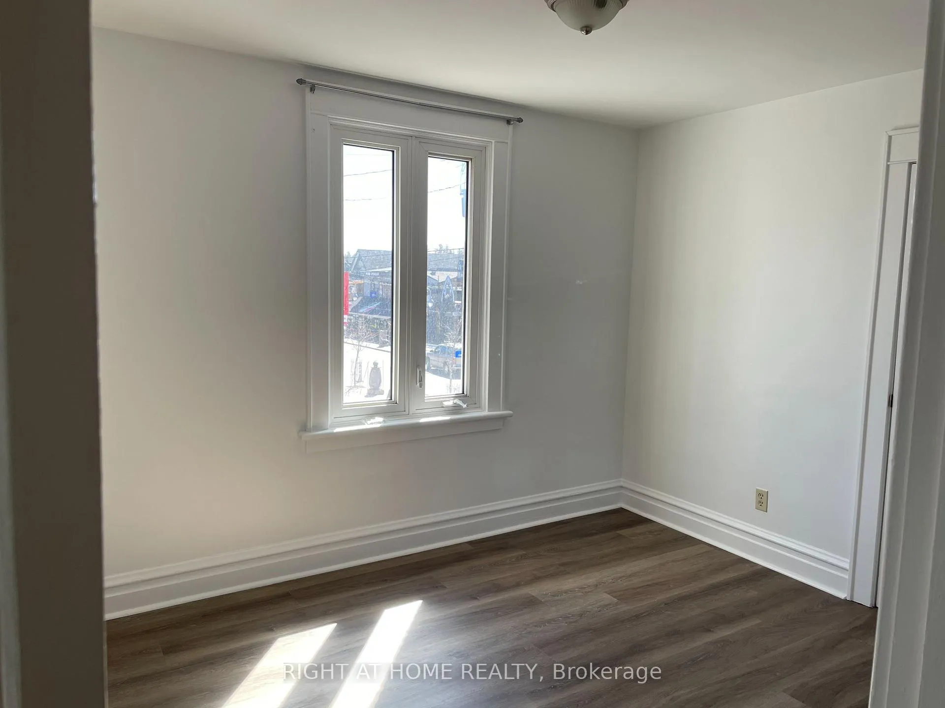 Photo 9 of 411B Preston Street, Ottawa, West Centre Town — HOMEH