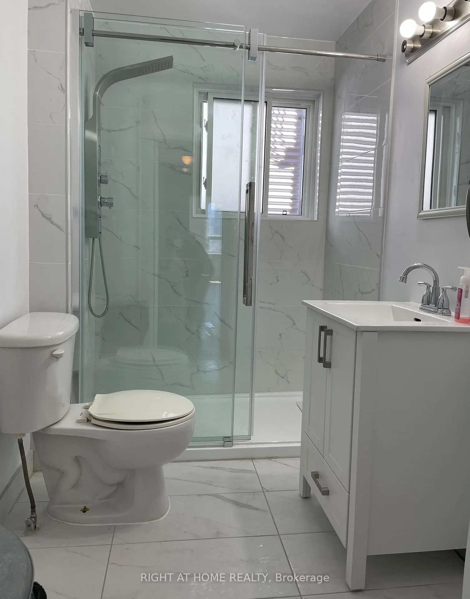 Photo 11 of 411B Preston Street, Ottawa, West Centre Town — HOMEH