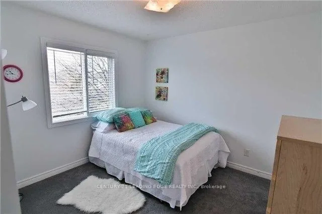 Photo 7 of 26 Bedell Crescent, Whitby, Rolling Acres — HOMEH