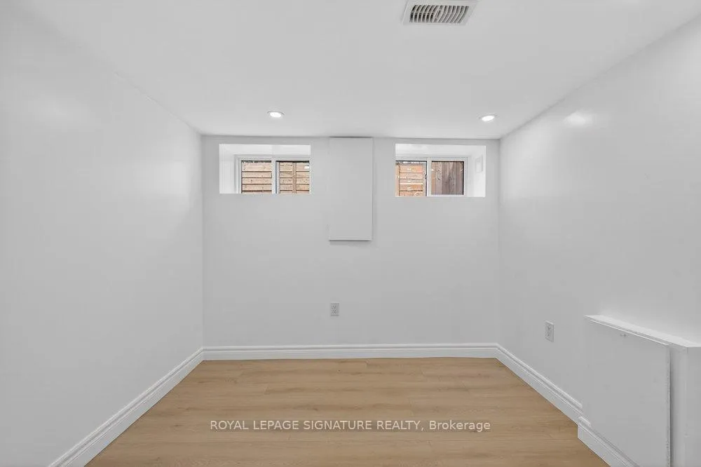 Photo 13 of Unit Lower, 146 Coleridge Avenue, Toronto, Woodbine-Lumsden — HOMEH