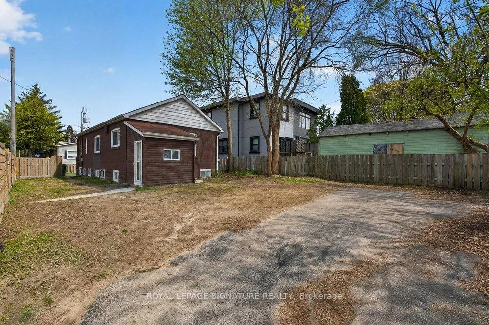 Photo 19 of Unit Lower, 146 Coleridge Avenue, Toronto, Woodbine-Lumsden — HOMEH
