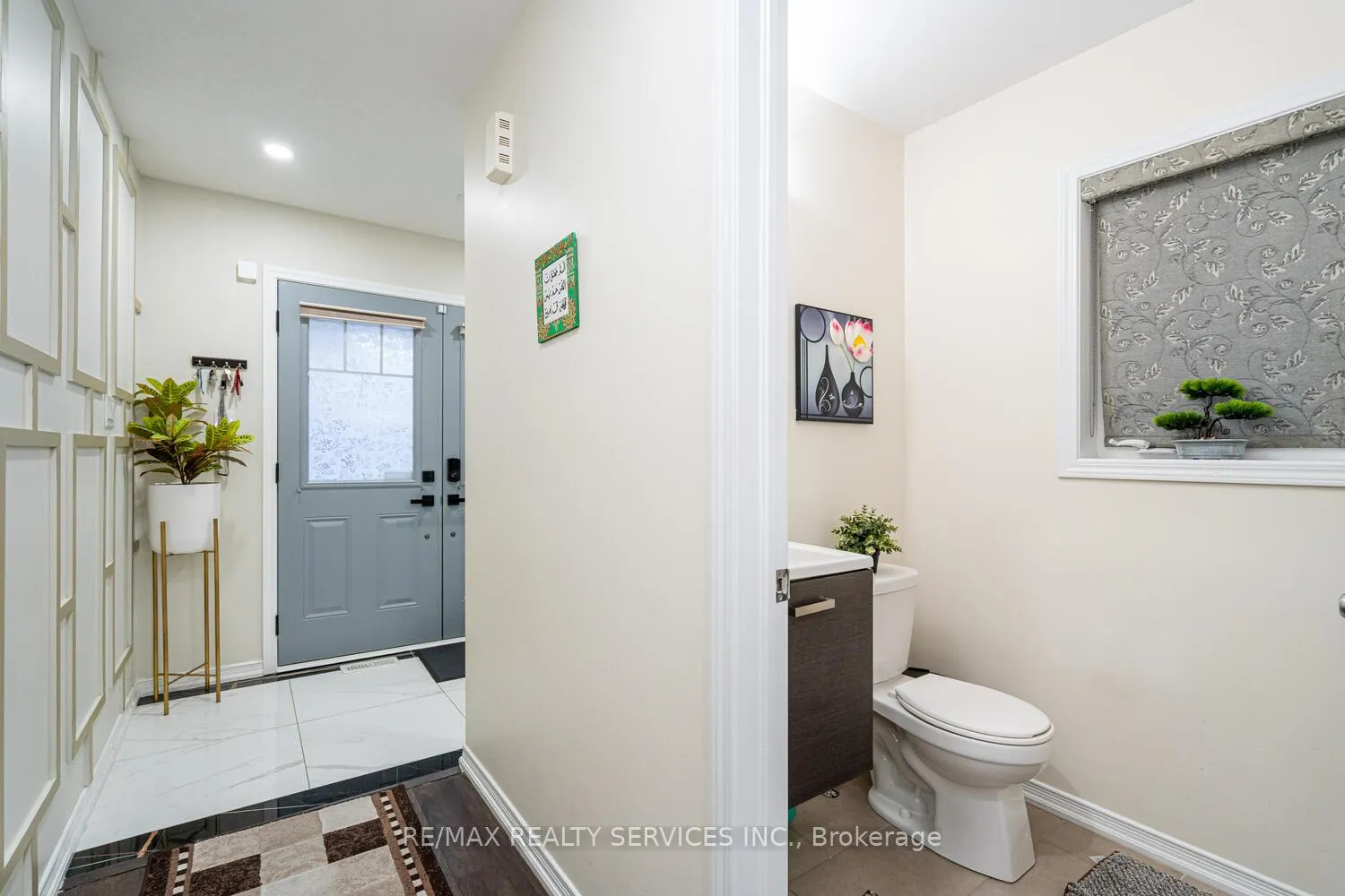 Photo 6 of 11 Hoover Road, Brampton, Northwest Brampton — HOMEH