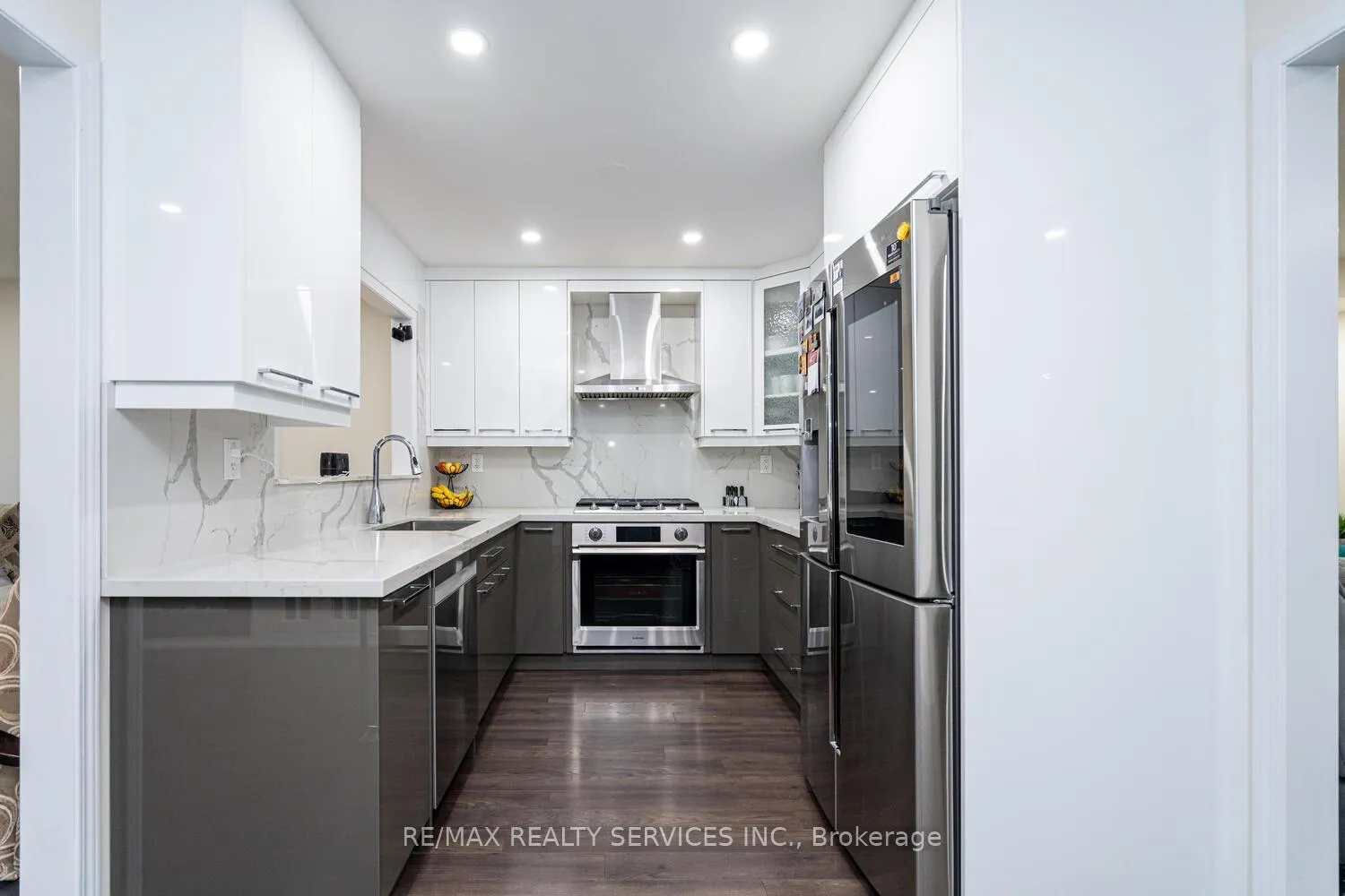 Photo 14 of 11 Hoover Road, Brampton, Northwest Brampton — HOMEH