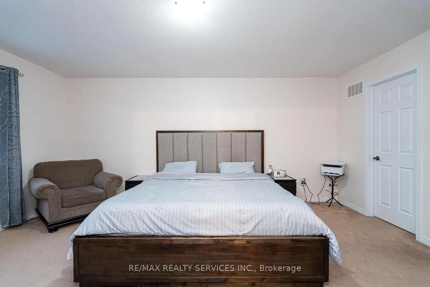 Photo 28 of 11 Hoover Road, Brampton, Northwest Brampton — HOMEH