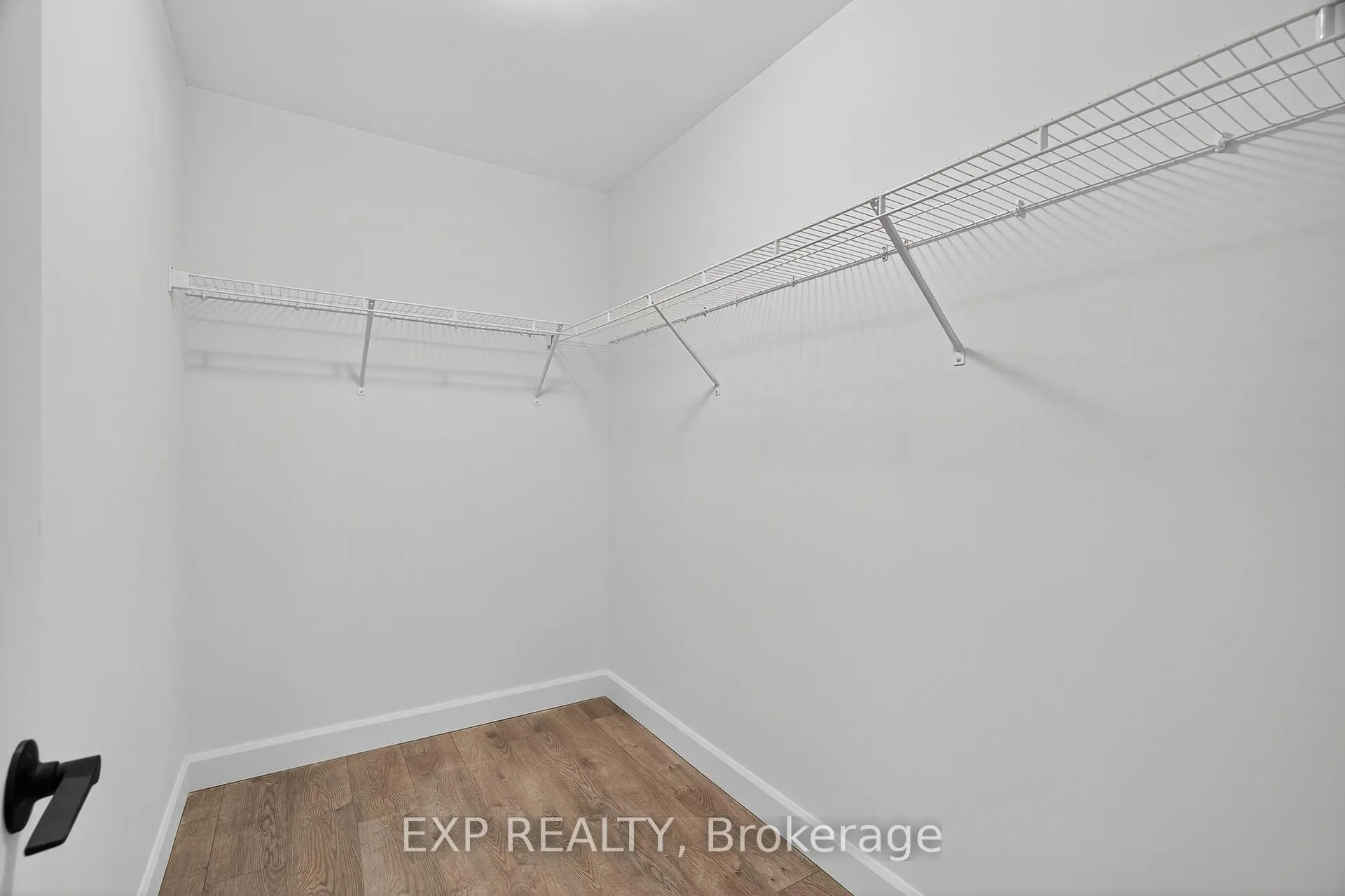 Photo 37 of 53 Lakeview Avenue, Kingston, City Southwest — HOMEH