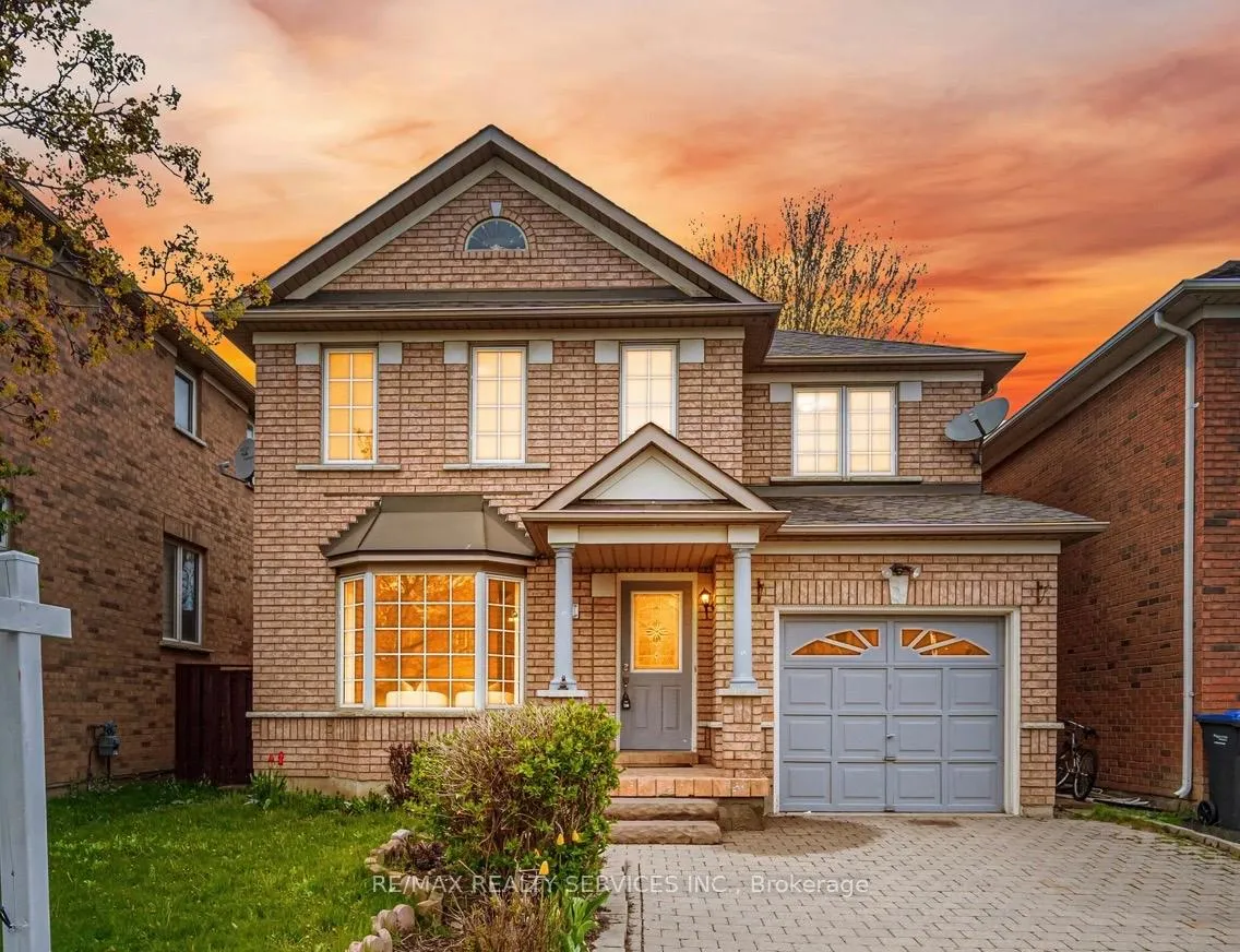 Photo 1 of 21 Upper Highlands Drive, Brampton, Heart Lake East — HOMEH
