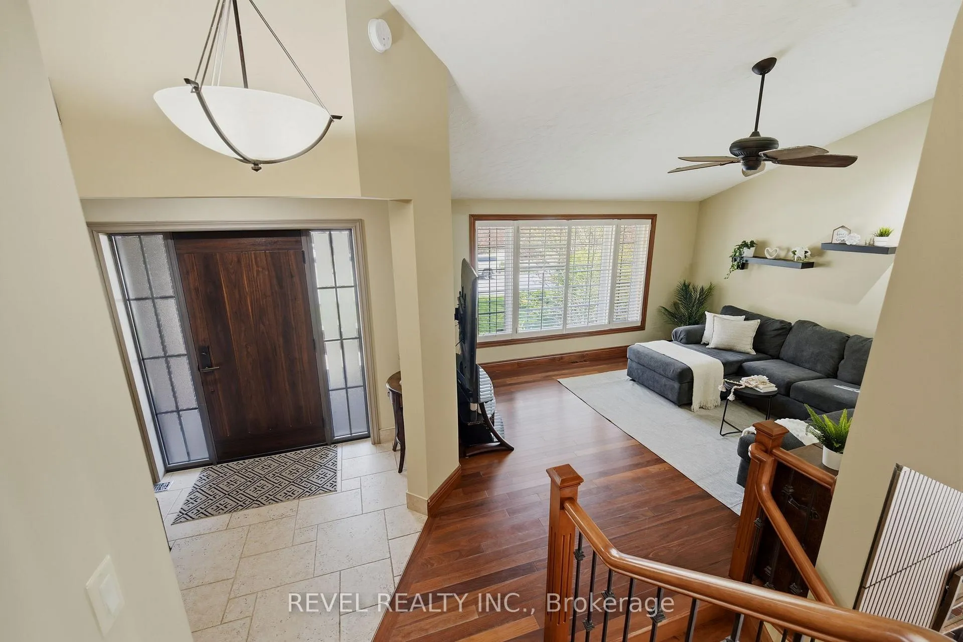 Photo 6 of 63 Millbridge Crescent, Pelham, Fonthill — HOMEH