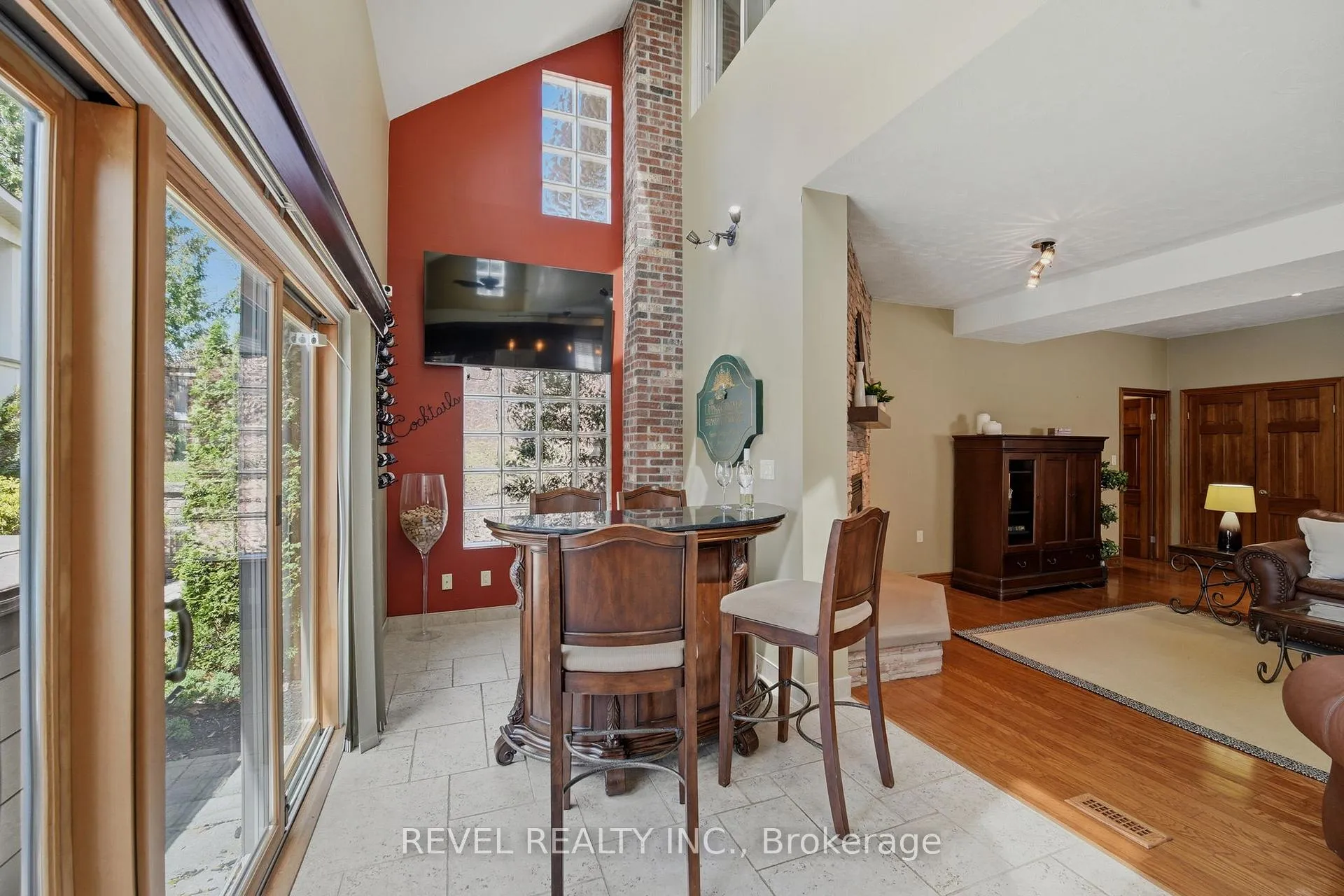Photo 12 of 63 Millbridge Crescent, Pelham, Fonthill — HOMEH