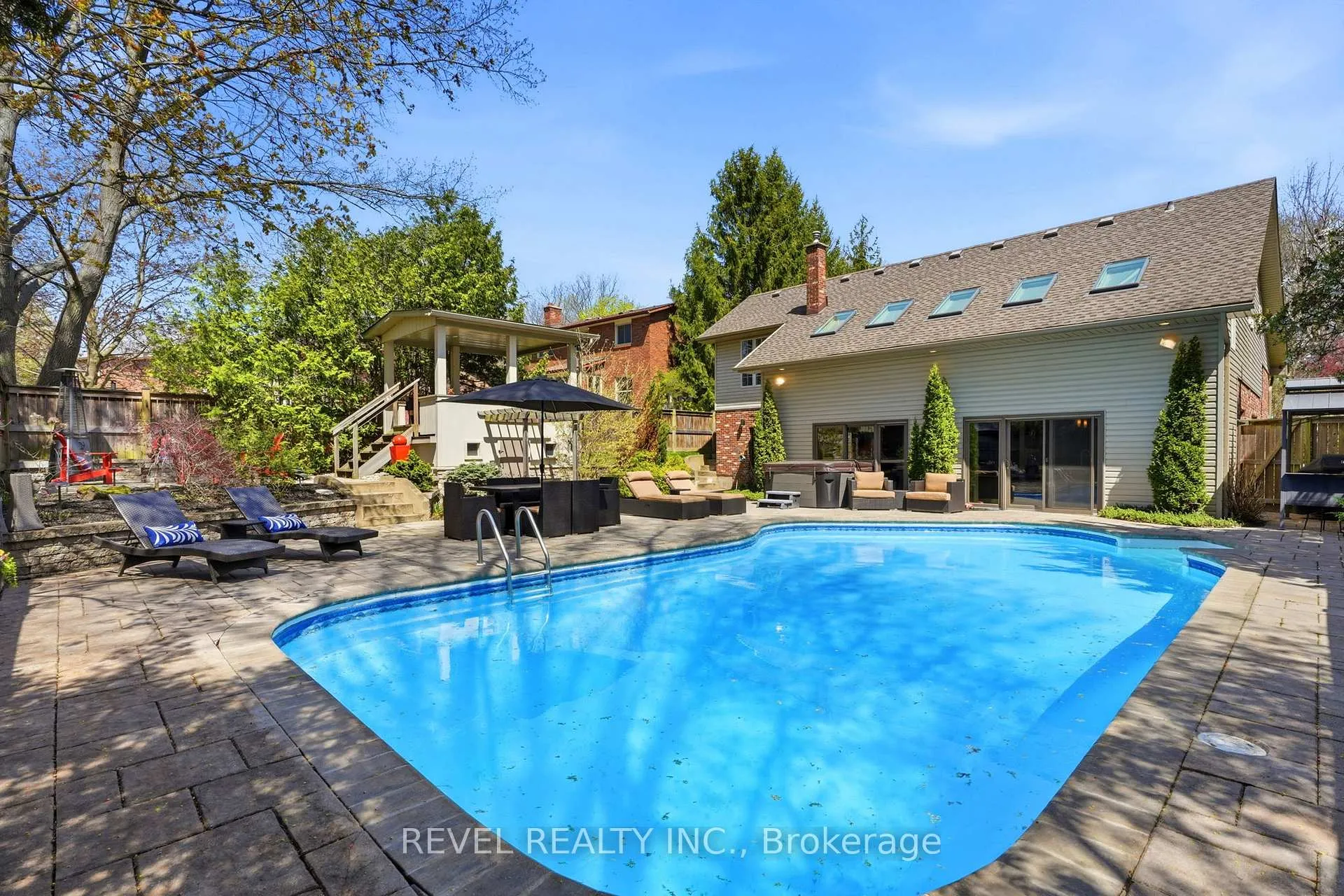 Photo 28 of 63 Millbridge Crescent, Pelham, Fonthill — HOMEH