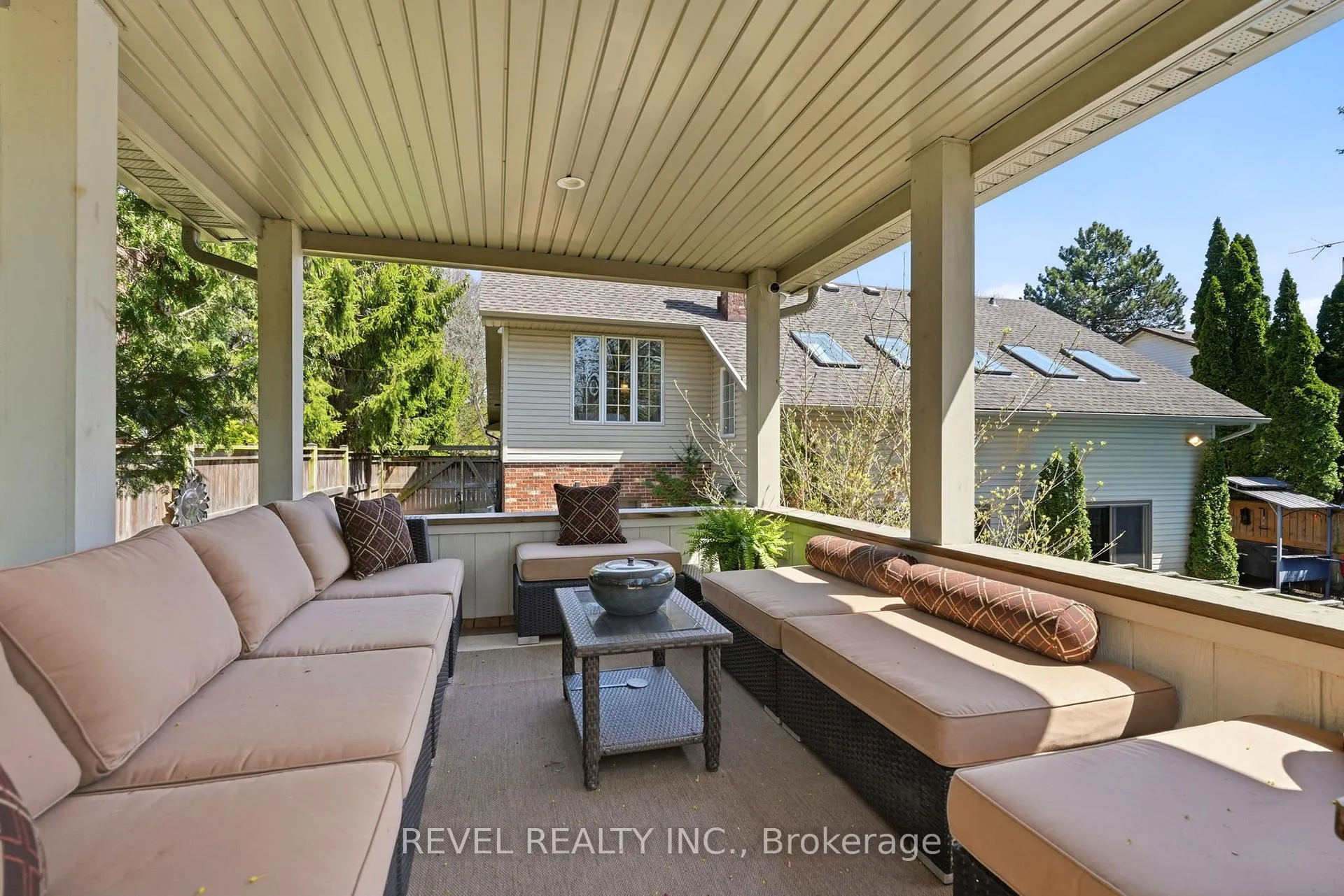 Photo 32 of 63 Millbridge Crescent, Pelham, Fonthill — HOMEH