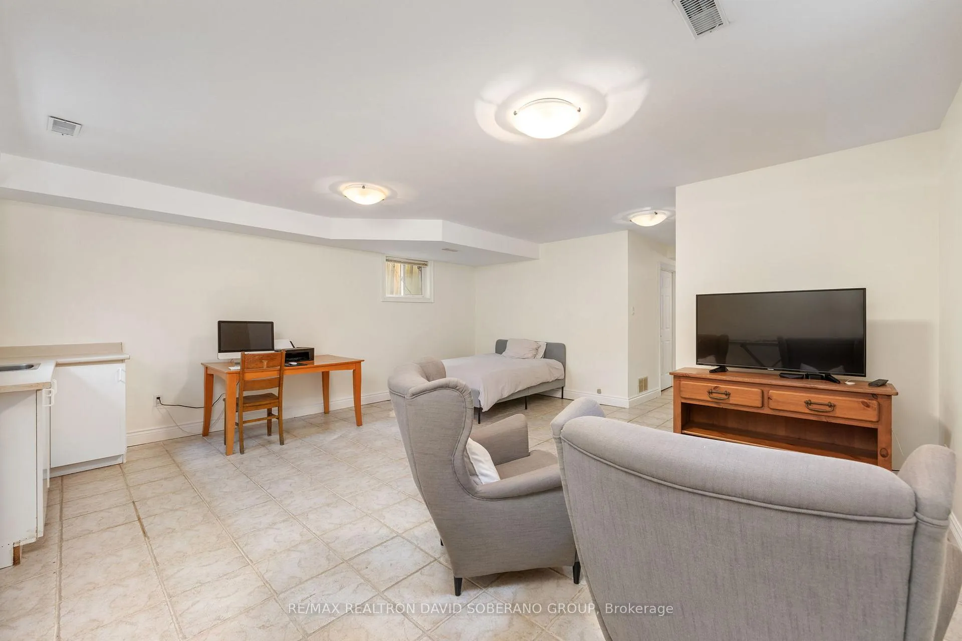 Photo 33 of 168 Clanton Park Road, North York, Clanton Park — HOMEH
