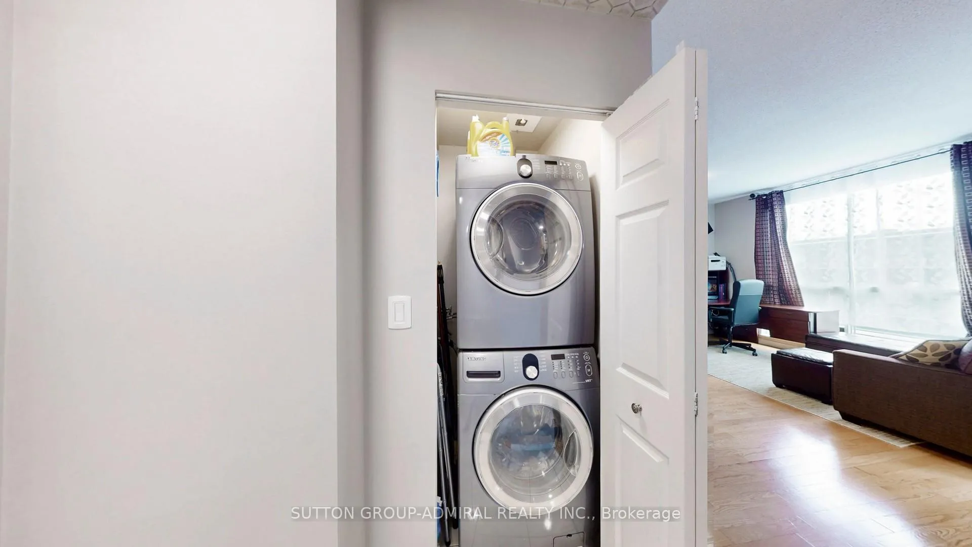 Photo 15 of Unit 707, 4200 Bathurst Street, North York, Clanton Park — HOMEH