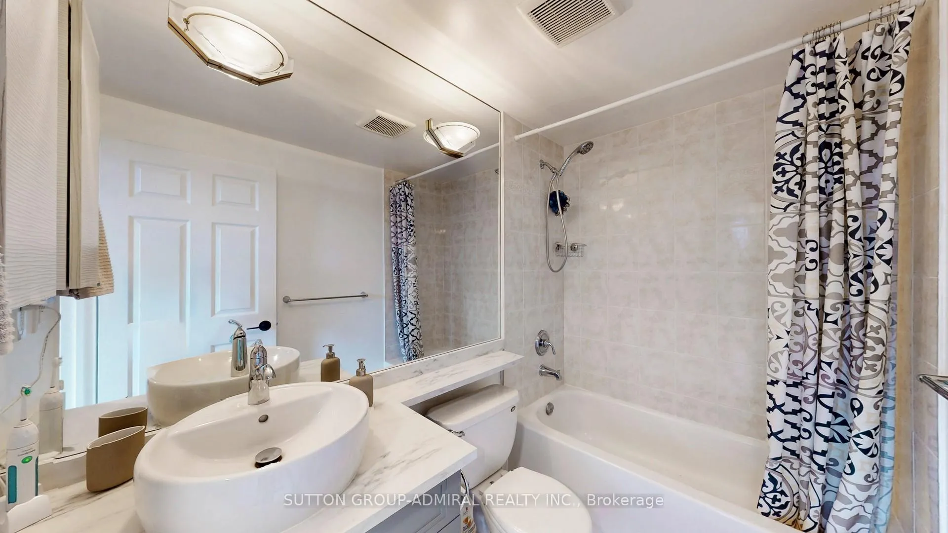 Photo 16 of Unit 707, 4200 Bathurst Street, North York, Clanton Park — HOMEH