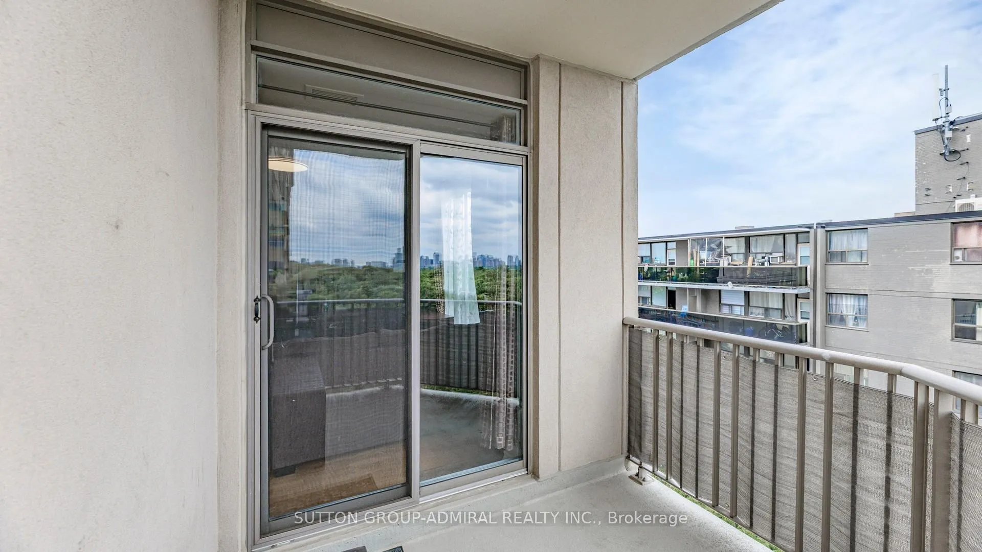 Photo 20 of Unit 707, 4200 Bathurst Street, North York, Clanton Park — HOMEH