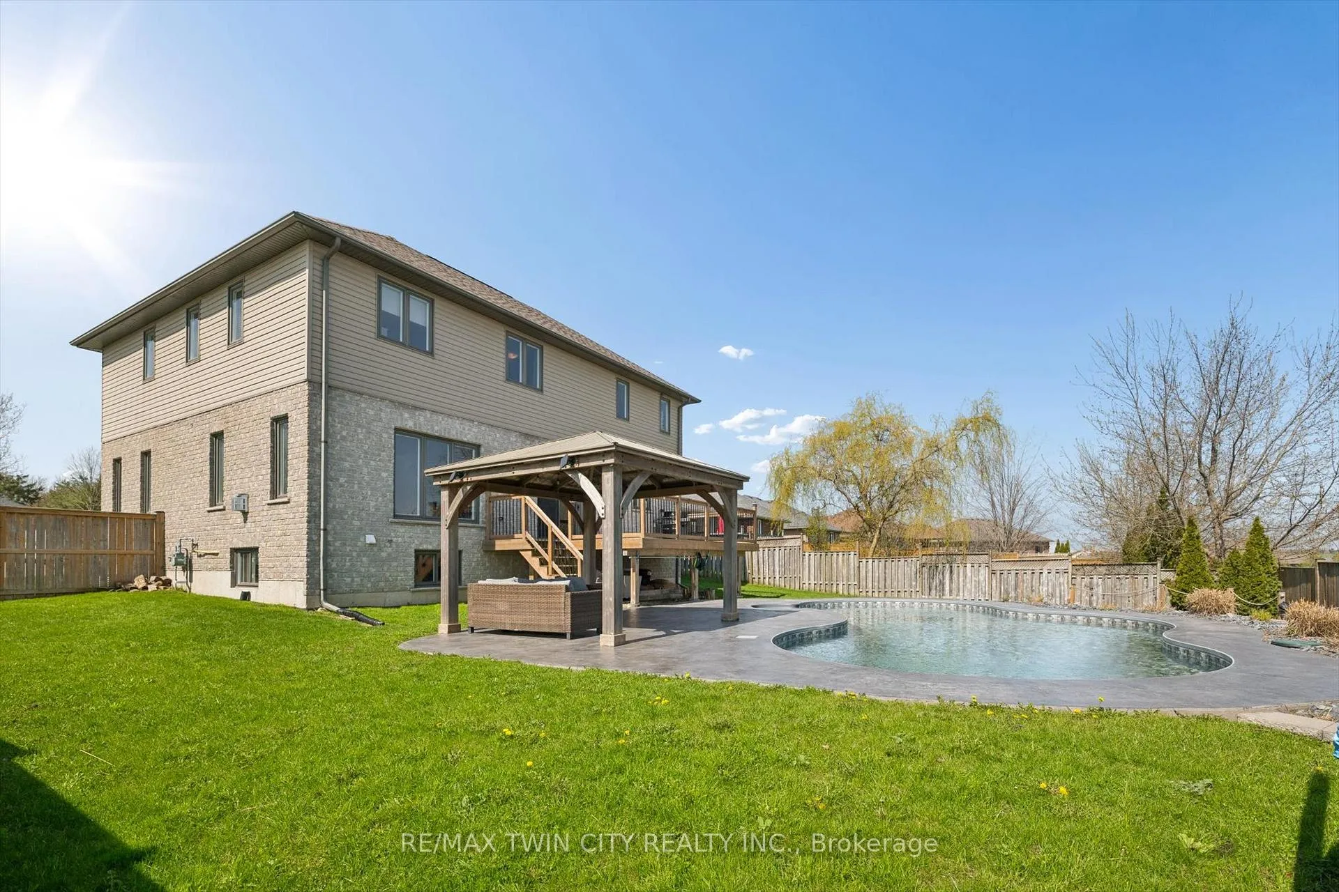 Photo 7 of 27 River Run Road, Mapleton, Rural Mapleton — HOMEH