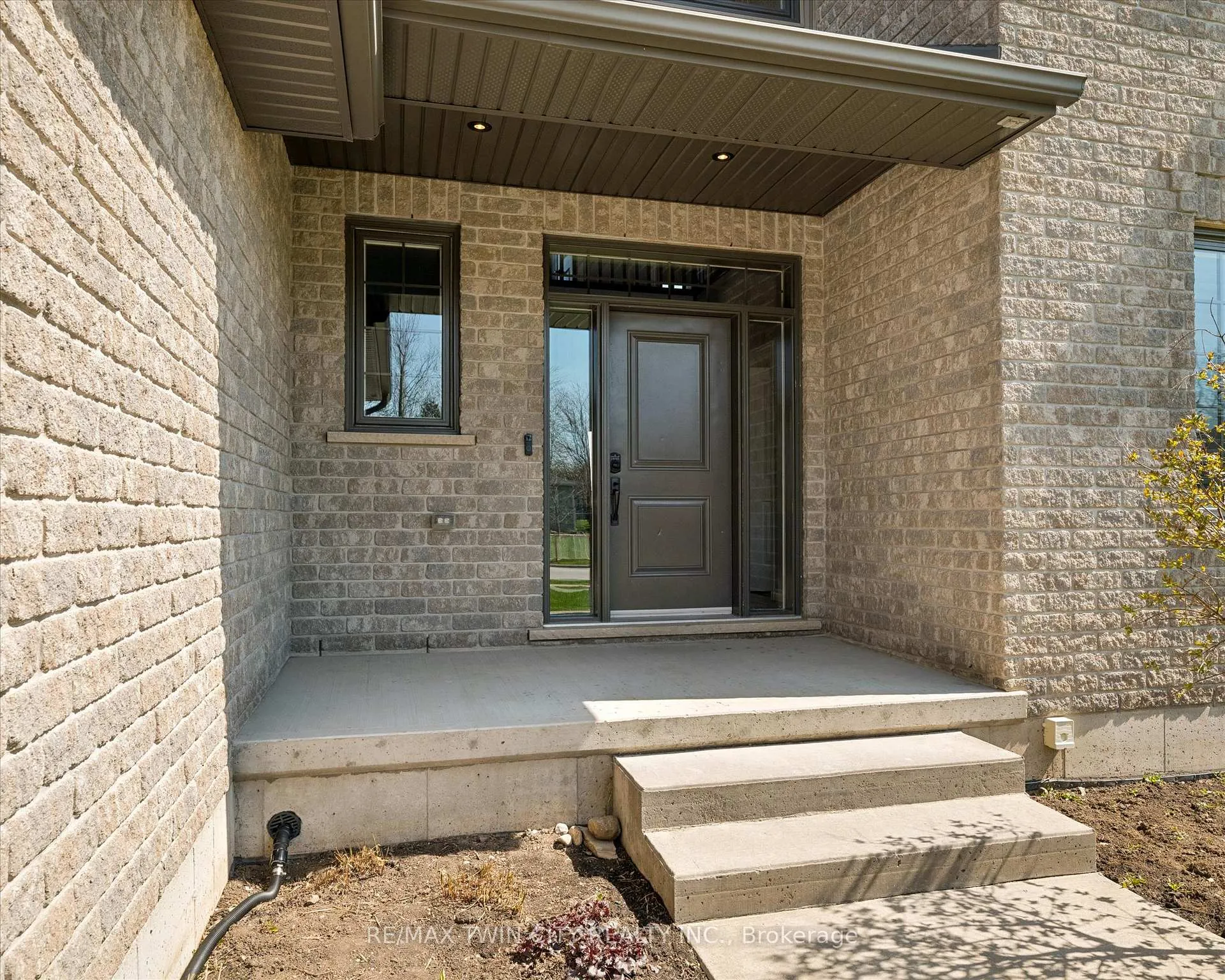 Photo 13 of 27 River Run Road, Mapleton, Rural Mapleton — HOMEH