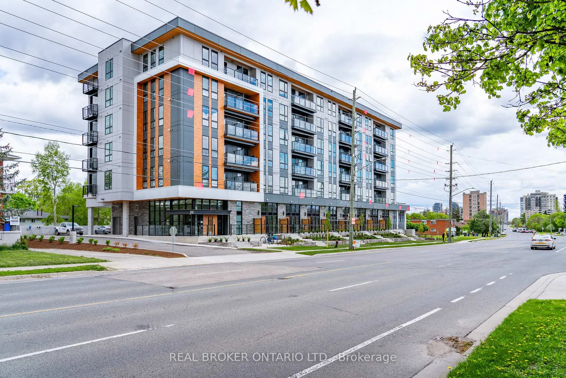Photo 8 of Unit 310, 312 Erb Street W, Waterloo — HOMEH