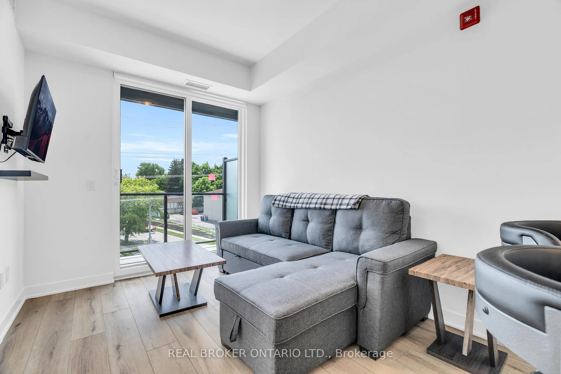 Photo 17 of Unit 310, 312 Erb Street W, Waterloo — HOMEH