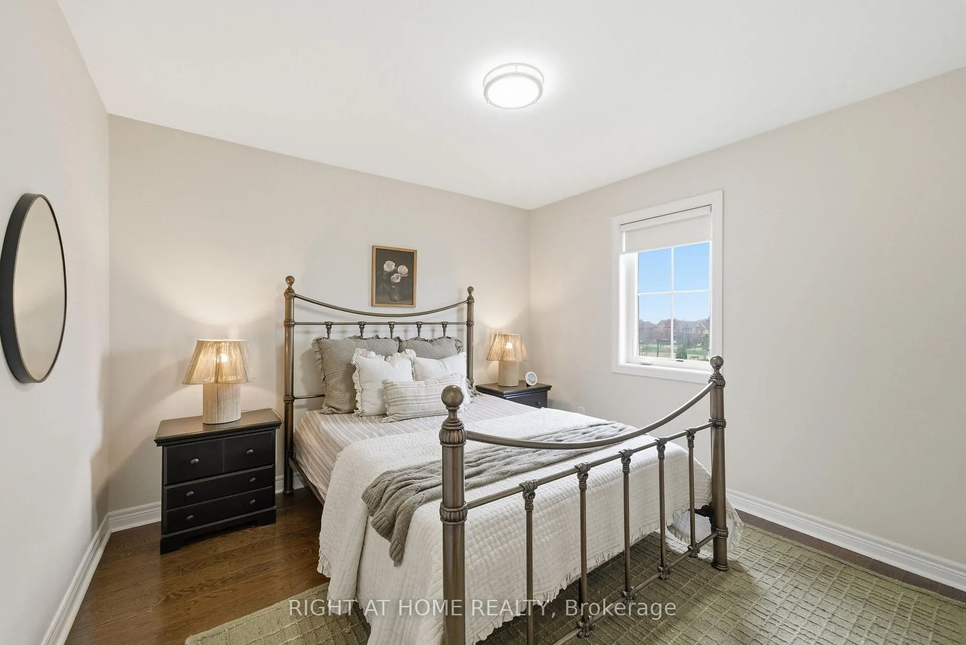 Photo 25 of 35 Gough Lane, Clarington, Bowmanville — HOMEH