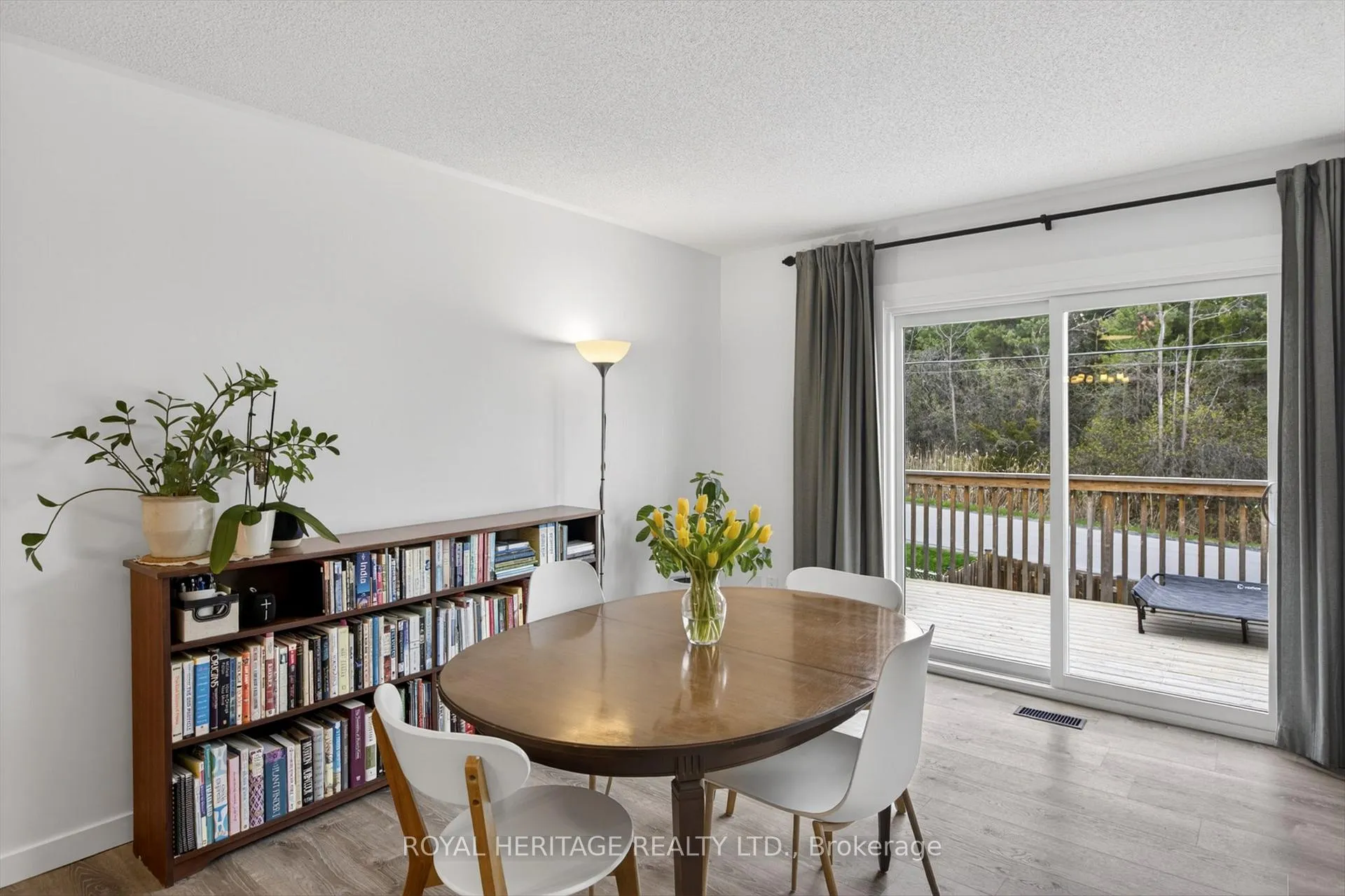 Photo 11 of 26 Stonebridge Court, Peterborough, Otonabee Ward 1 — HOMEH