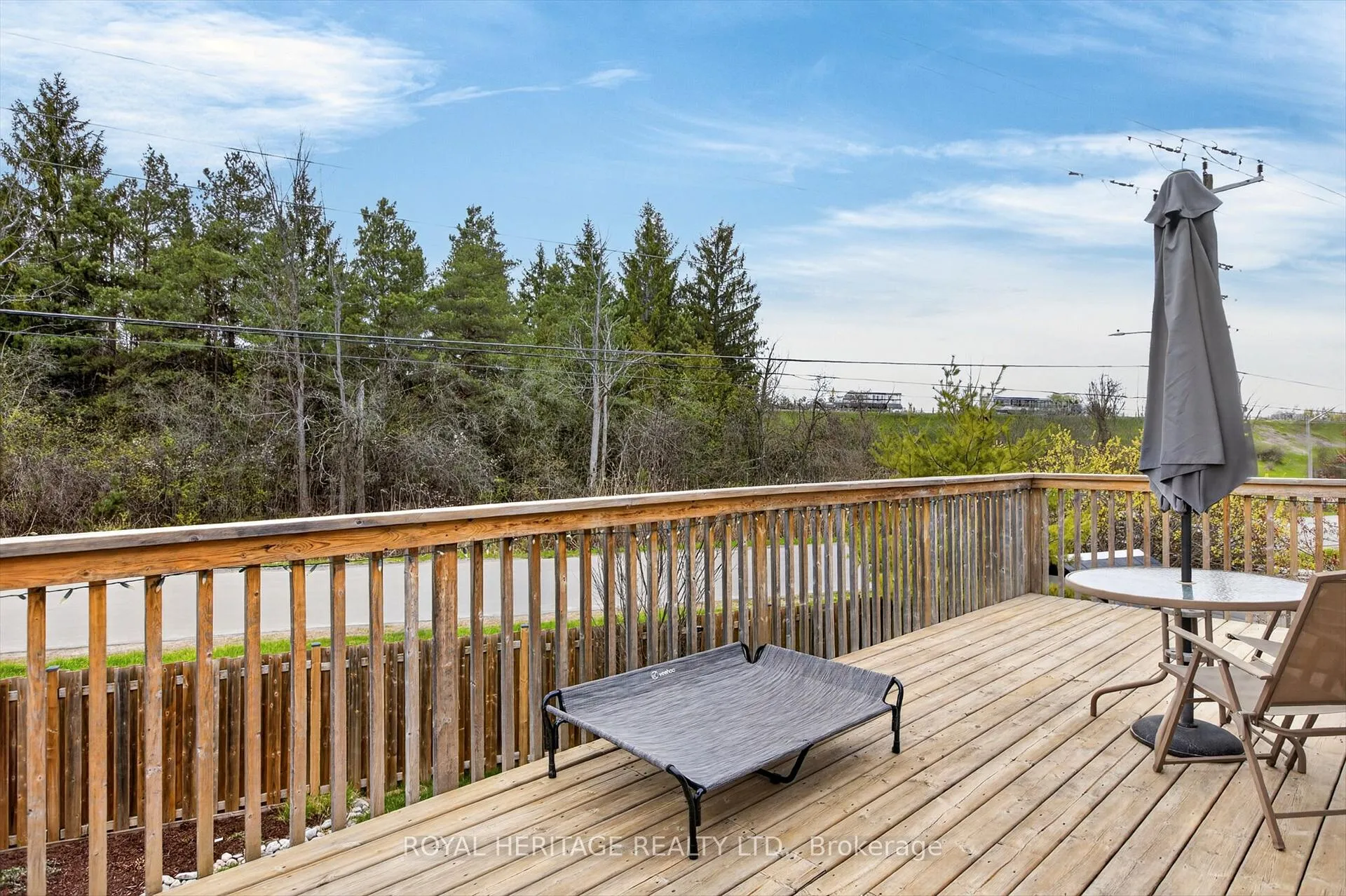 Photo 15 of 26 Stonebridge Court, Peterborough, Otonabee Ward 1 — HOMEH