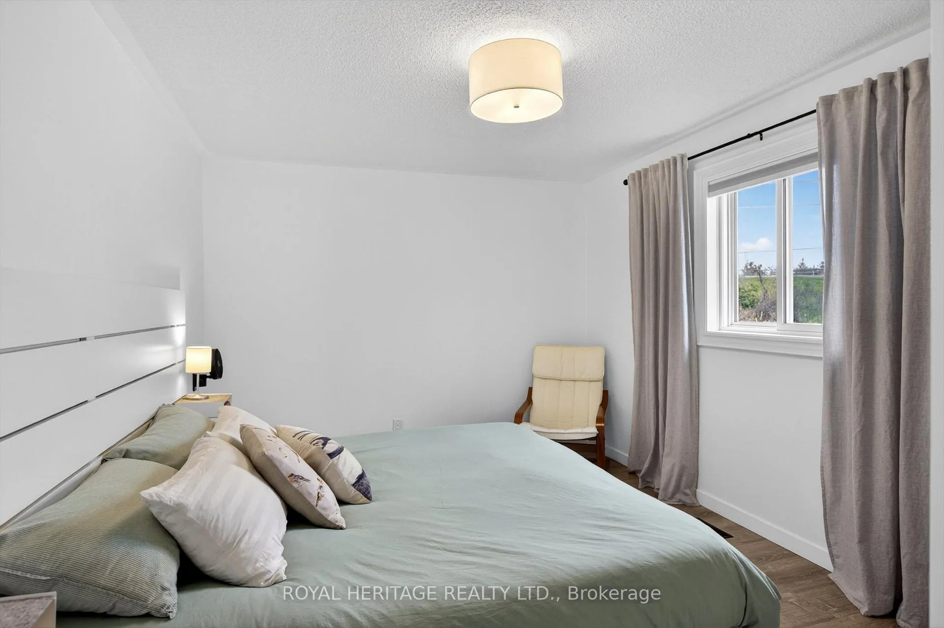 Photo 18 of 26 Stonebridge Court, Peterborough, Otonabee Ward 1 — HOMEH