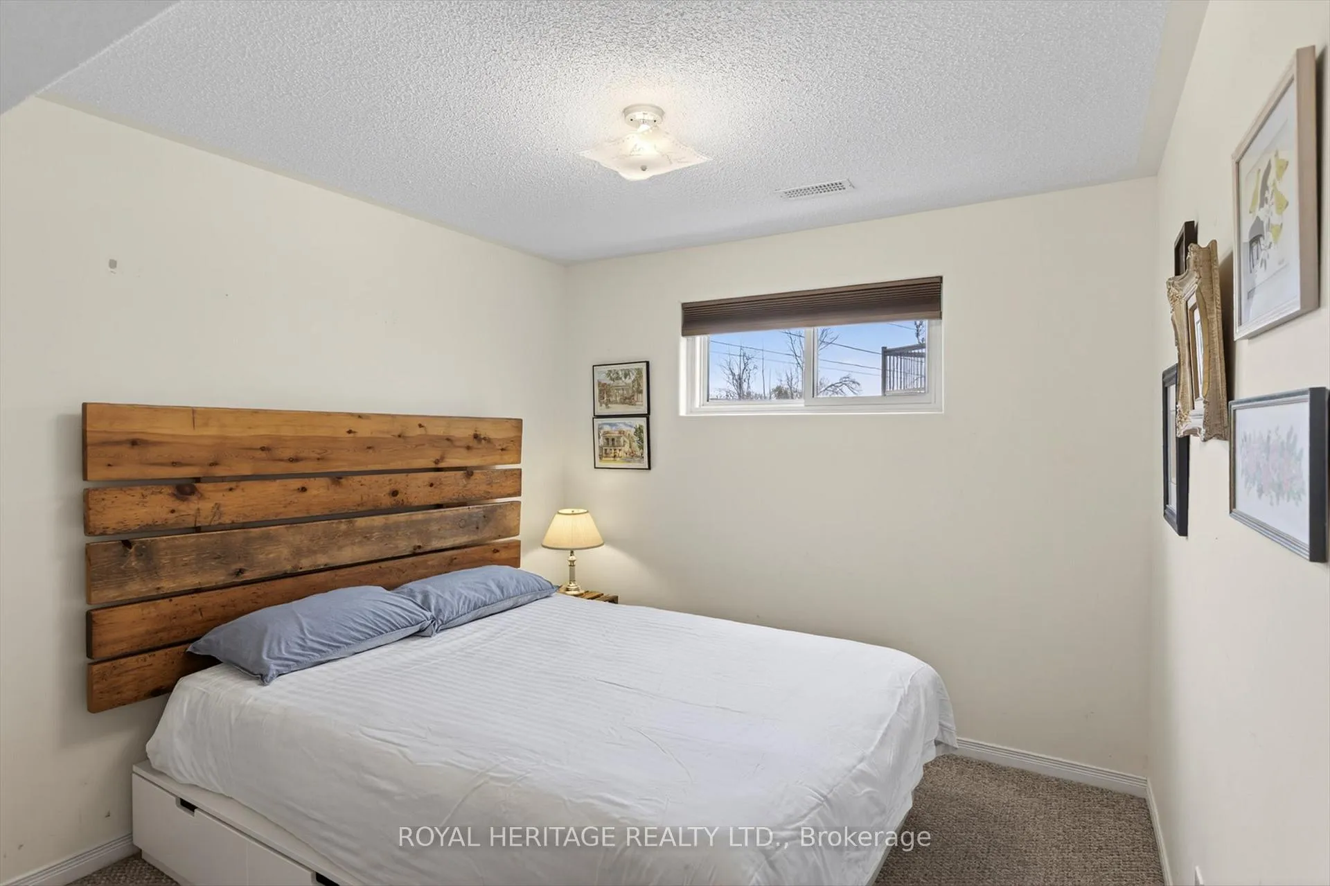Photo 24 of 26 Stonebridge Court, Peterborough, Otonabee Ward 1 — HOMEH
