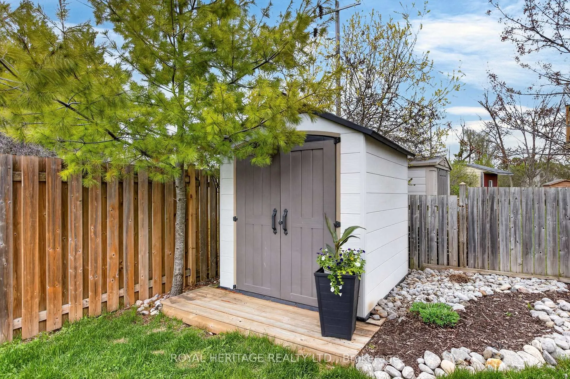 Photo 34 of 26 Stonebridge Court, Peterborough, Otonabee Ward 1 — HOMEH