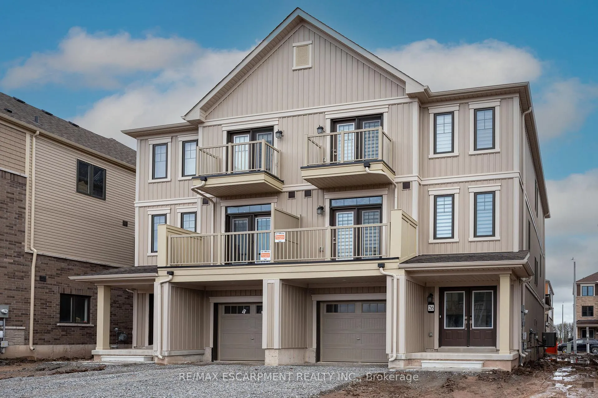 Photo 1 of 26 Feather Road, Welland, Dain City — HOMEH